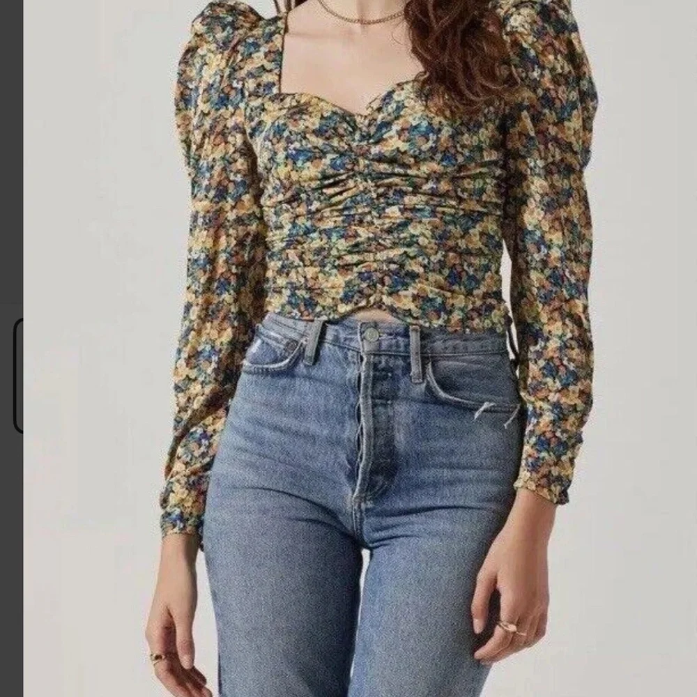 Floral Puff Sleeve Top